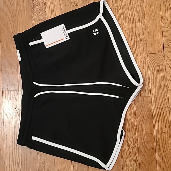SPORTS ILLUSTRATED WOMEN'S BLACK SHORTS ELASTIC WAISTBAND SIZE MEDIUM - Picture 1 of 11